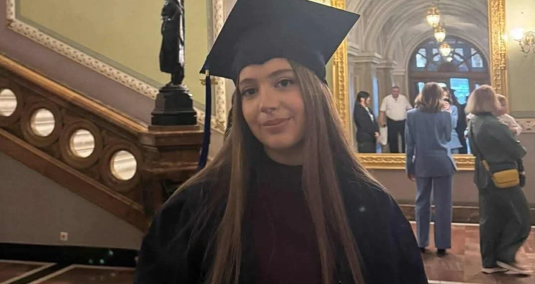 ვინ არის ქუთაისელი გოგო, რომელსაც მსოფლიო უნივერსიტეტები იწვევენ